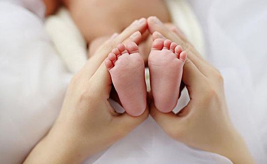 寶寶各個(gè)階段的(de)生(shēng)活習(xí)慣有(yǒu)哪...
